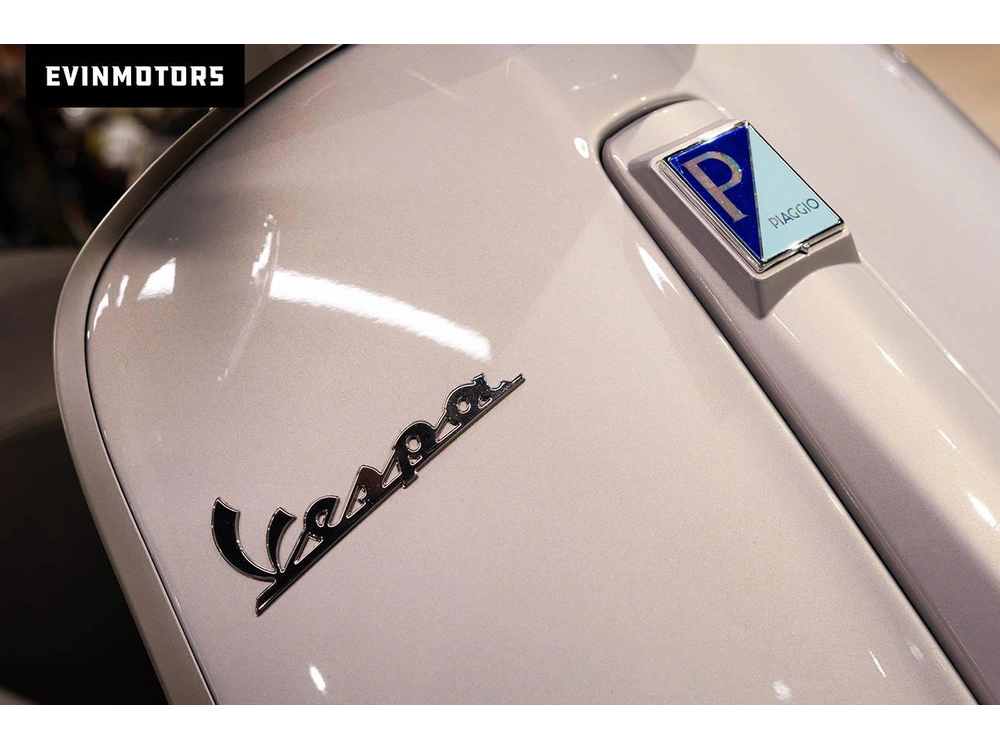 2025 Vespa Primavera 150