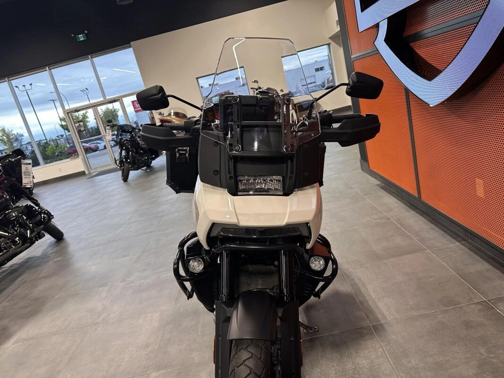 2024 Harley-davidson Adventure Touring alt