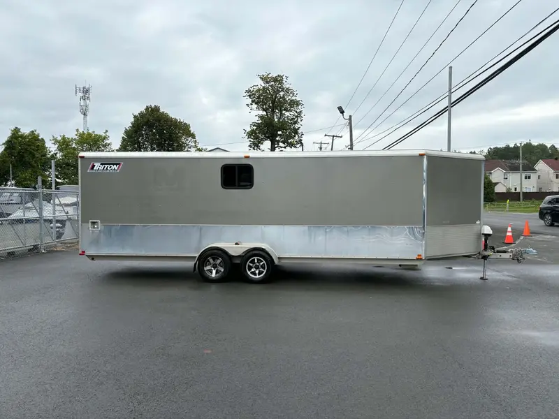 Triton PRESTIGE 22 **ENTIEREMENT ALUMINIUM!!** 2012