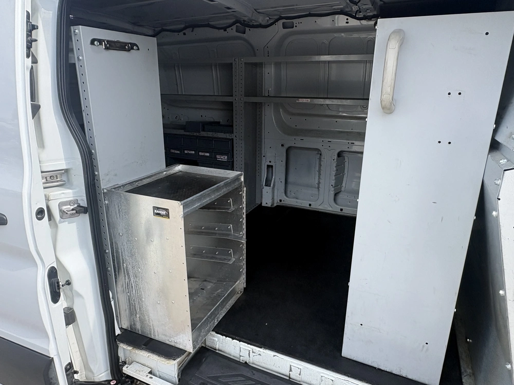2019 Ford Transit alt