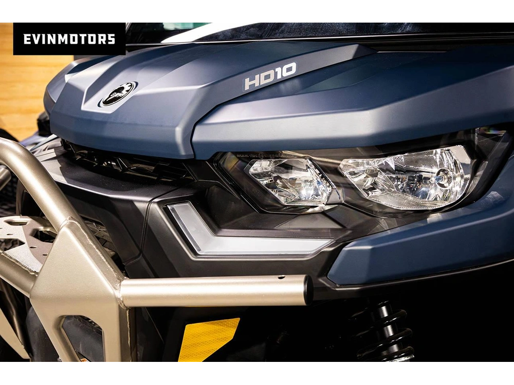 2025 Can-am Defender Max Limited Hd10