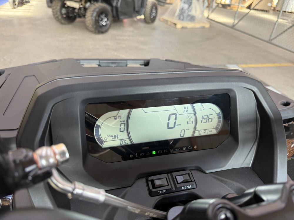2027 Can-am Outlander Backcountry 1000r alt