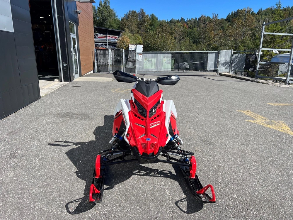 2027 Polaris 9r Sb Assault 146