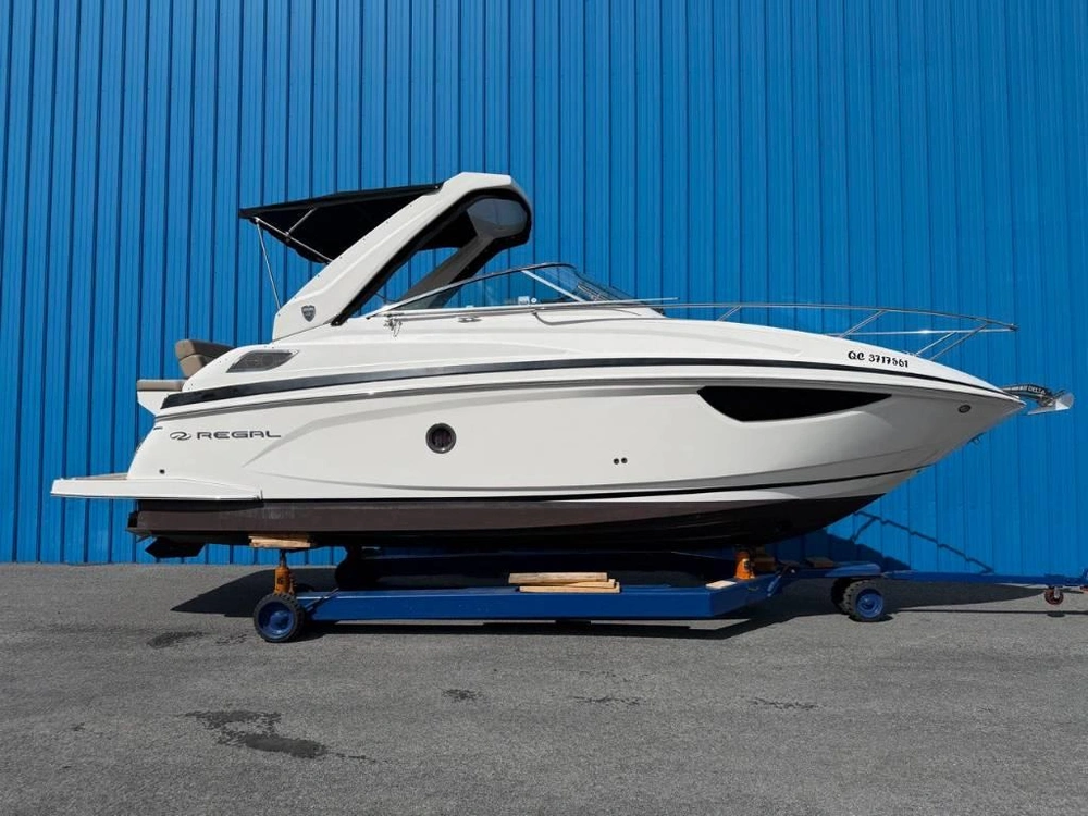 Regal 28 Express 2013 alt