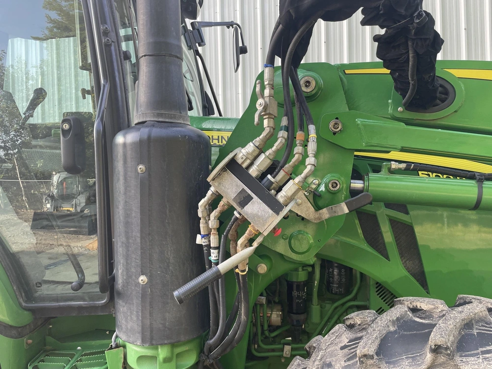 2021 John Deere 5100r alt