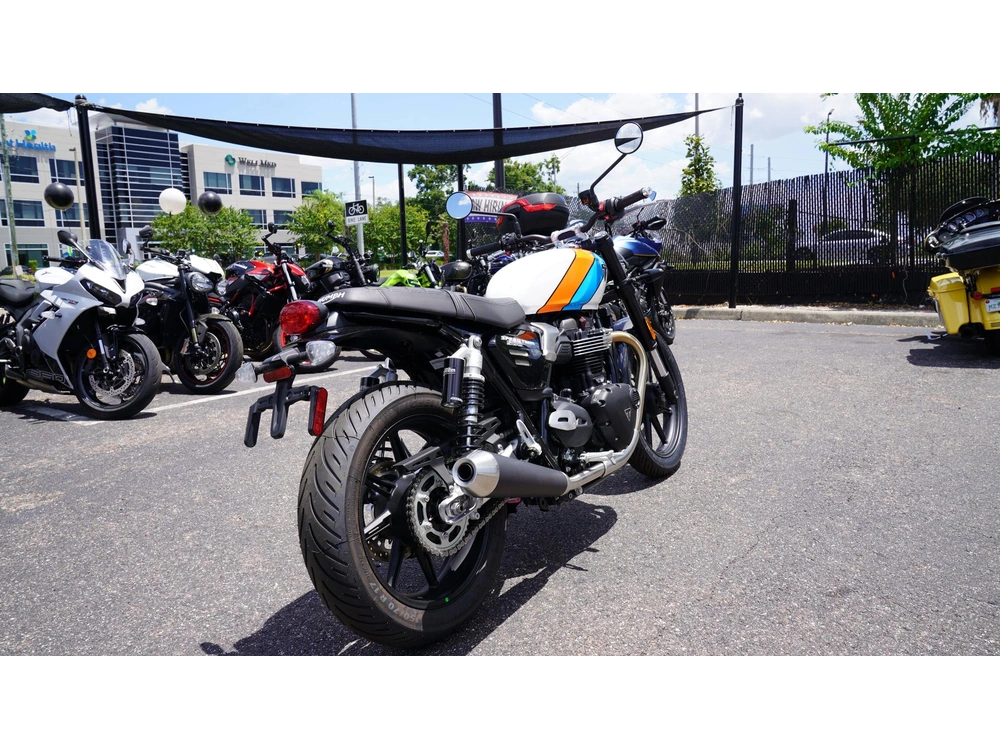 2026 Triumph Speed Twin 900 alt