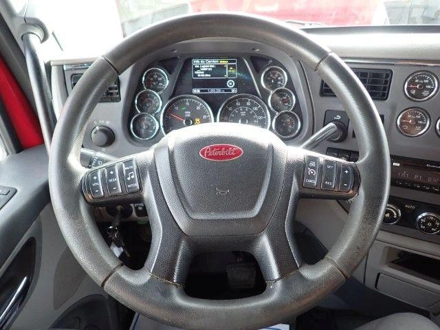 2016 Peterbilt 579