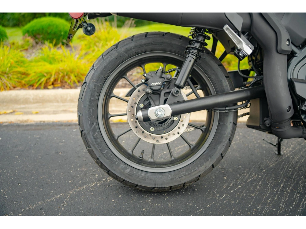 2025 Honda Scl500