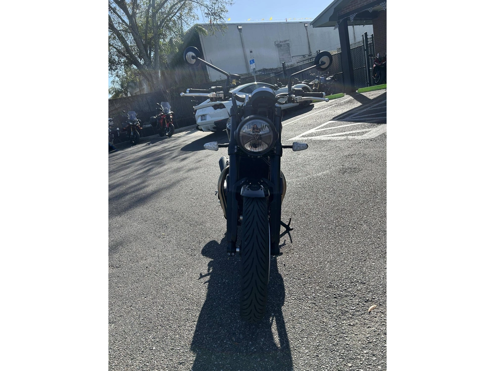 2025 Triumph Speed Twin 900 alt