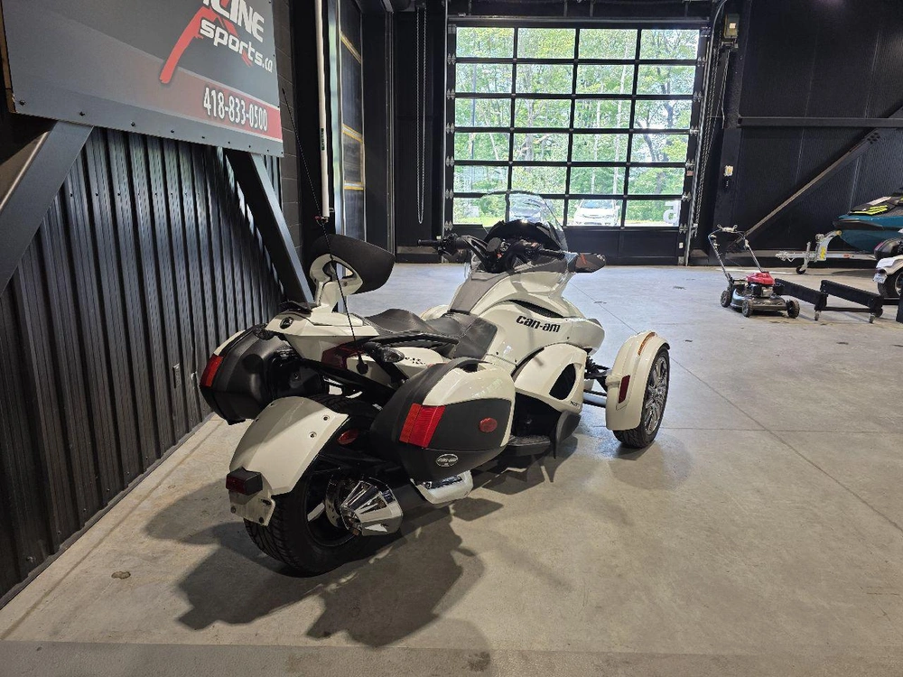 Can-am Spyder St Limited 2013 alt