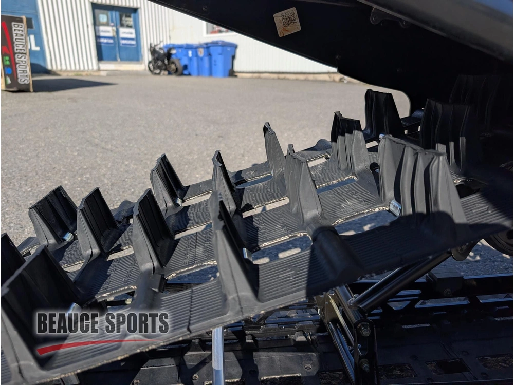 2025 Polaris Patriot 9r Pro Rmk 155 Motoneige Montagne Poudreuse Hors-piste Backcountry Neige Profonde Boondocking Grimpe Arbres Haute Performance 2 Temps Légère Summit Mountain Cat Khaos alt