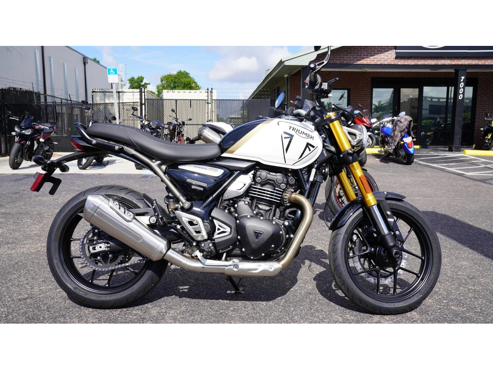 2026 Triumph Speed 400 alt