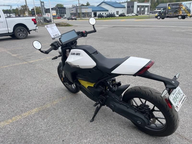 Can-am Pulse 2025 alt