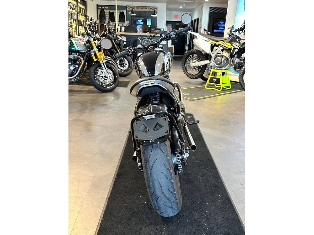 2023 Triumph Bonneville Bobber Chrome Edition alt