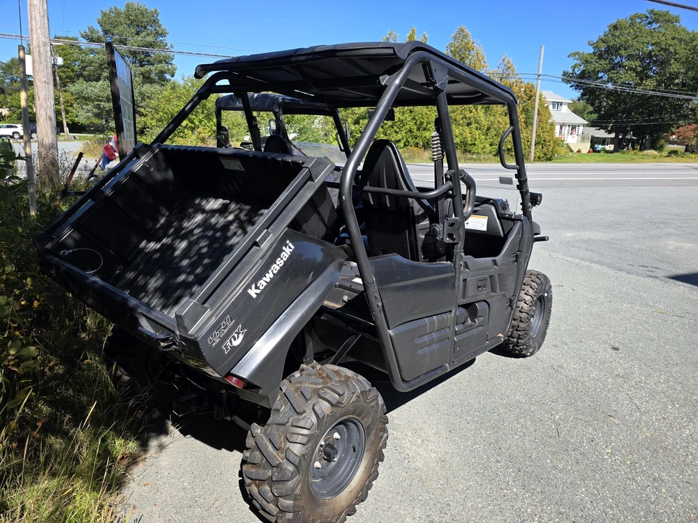 2015 Kawasaki Teryx2 800 alt