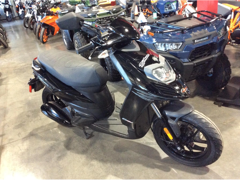 Piaggio Typhoon 49cc 2023 alt