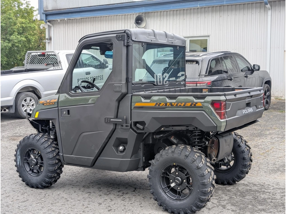 2027 Polaris Rgr Xp 1000 Ns Premium - Army Green Utv Cabine Chauffée Climatisée 4 Saisons Travail Hiver Fermée Déneigement Chasse Bois Transport Ferme Haut De Gamme Defender Limited Mule Kubota Gator alt
