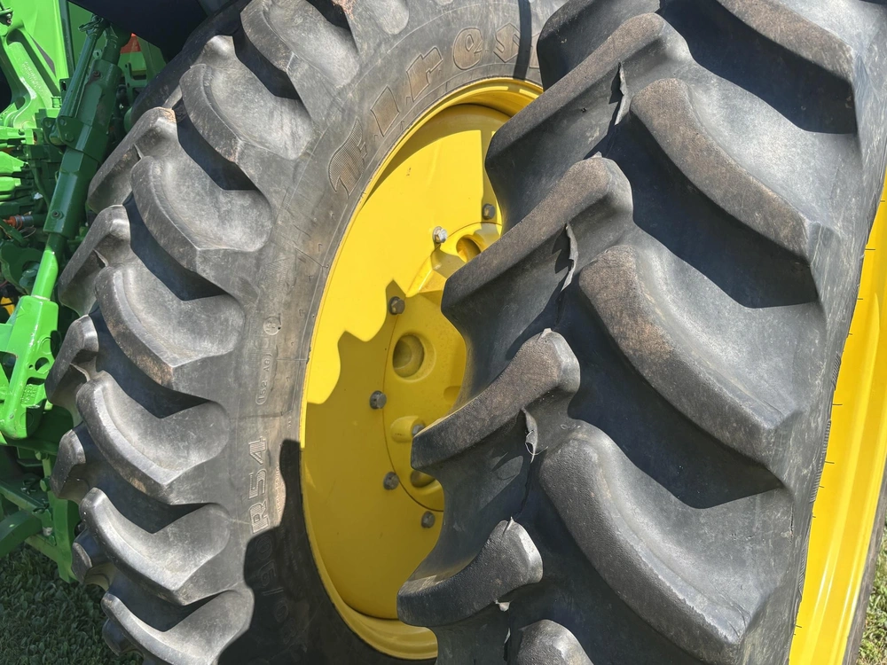 2023 John Deere 7r 210