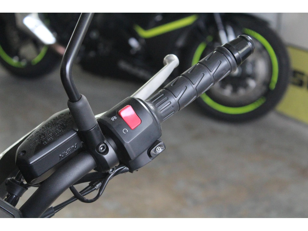 2022 Kawasaki Z650 Base