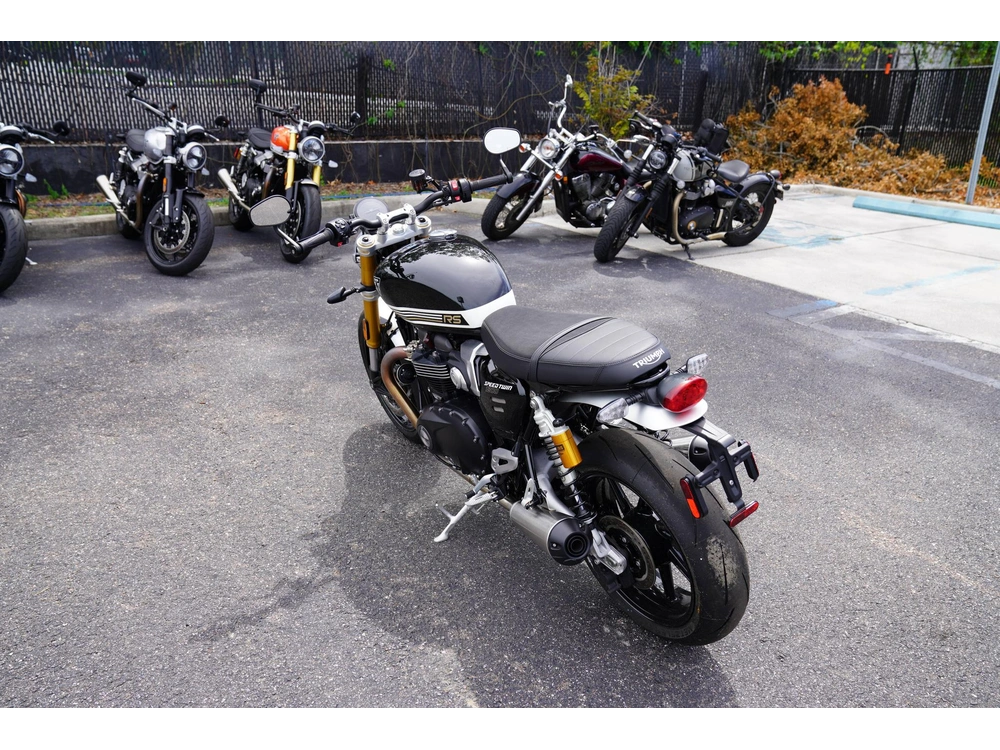 2025 Triumph Speed Twin 1200 alt