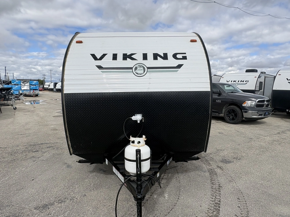 2023 Viking 17fq alt