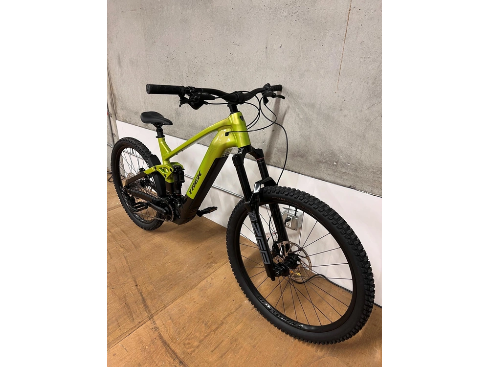 2026 Trek Rail + 8 Md alt