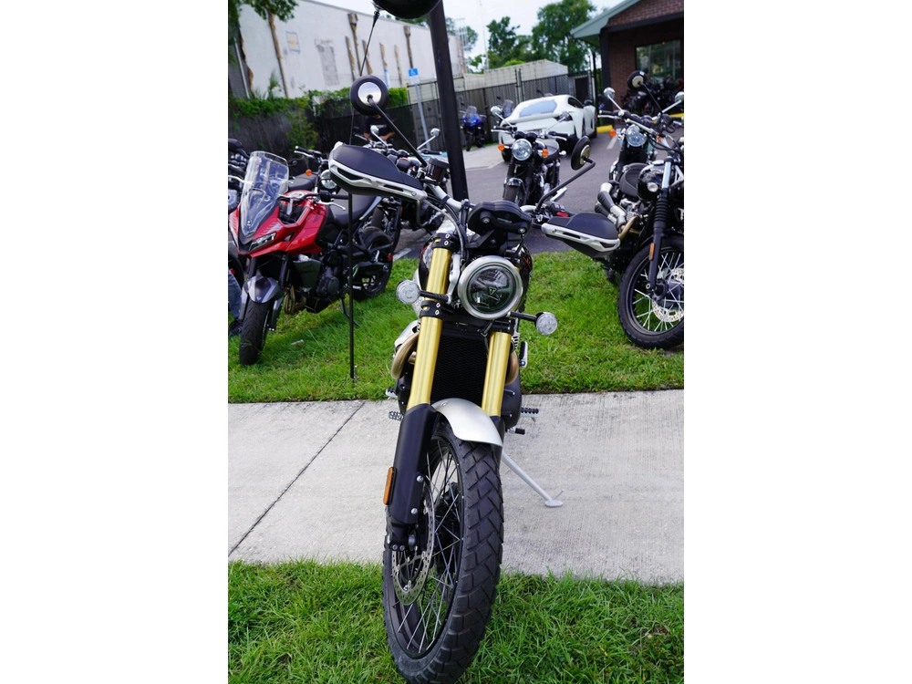 2024 Triumph Scrambler 1200 Xe alt