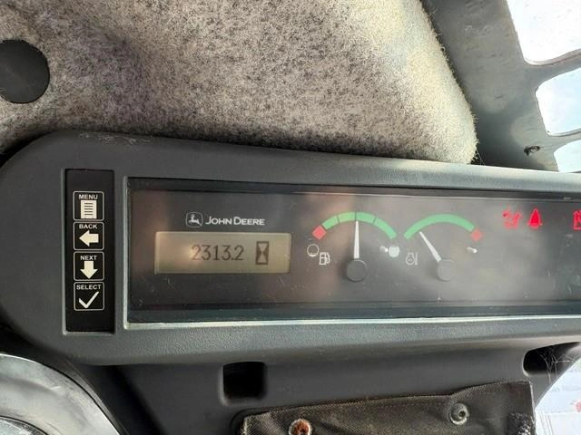 John Deer 330g 2018 alt