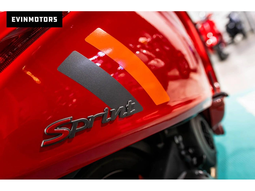 2025 Vespa Primavera 150