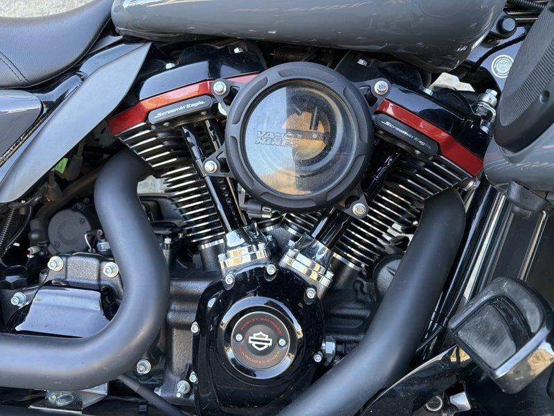 2018 Harley-davidson Flhxse - Cvo™ Street Glide® alt