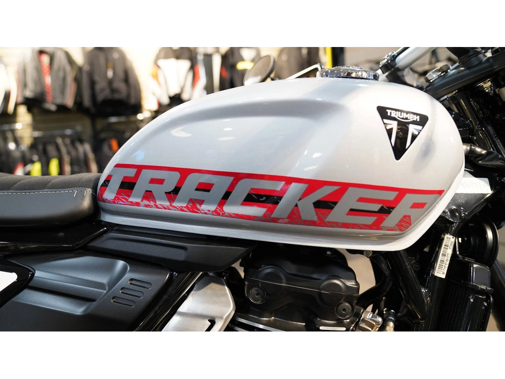 2027 Triumph Street Tracker 400 alt