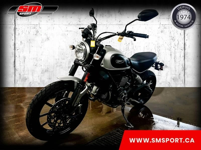 2017 Ducati Scrambler Icon alt