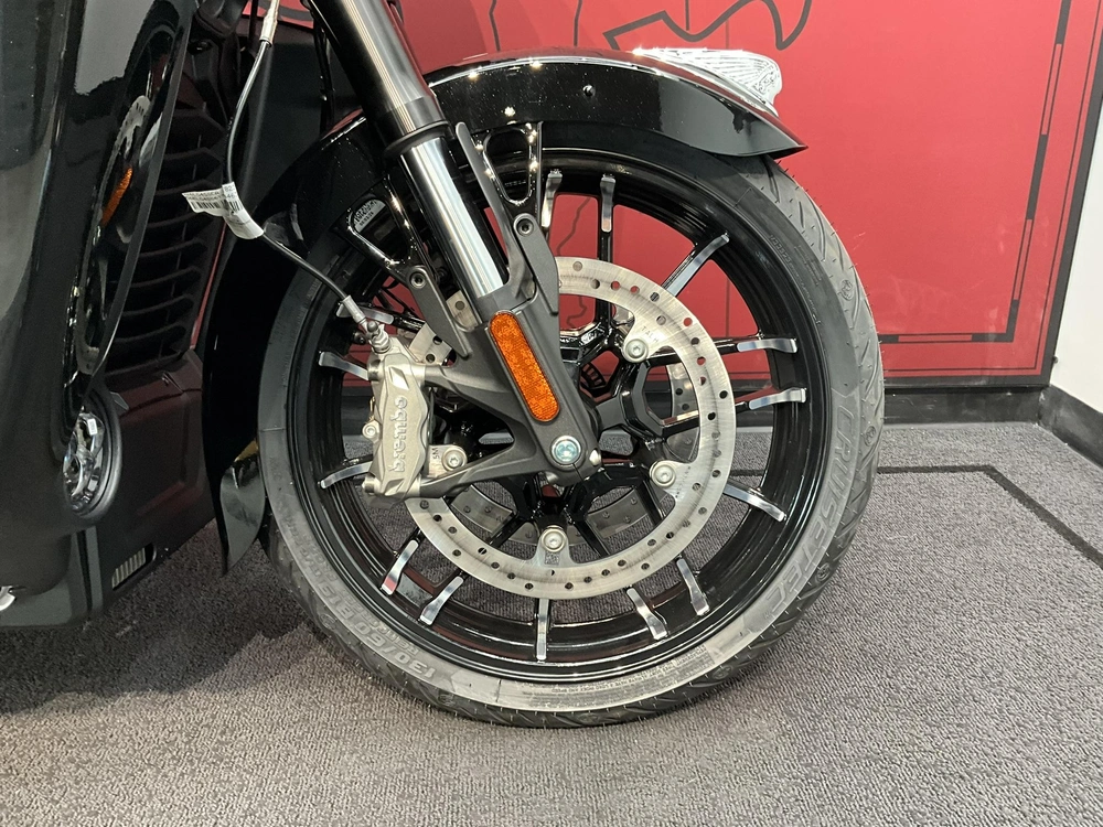 Indian Motorcycle Roadmaster Powerplus Limited + 112 Package 2026 alt