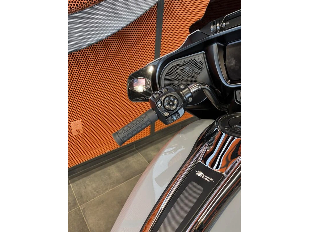 2026 Harley-davidson Grand American Touring alt