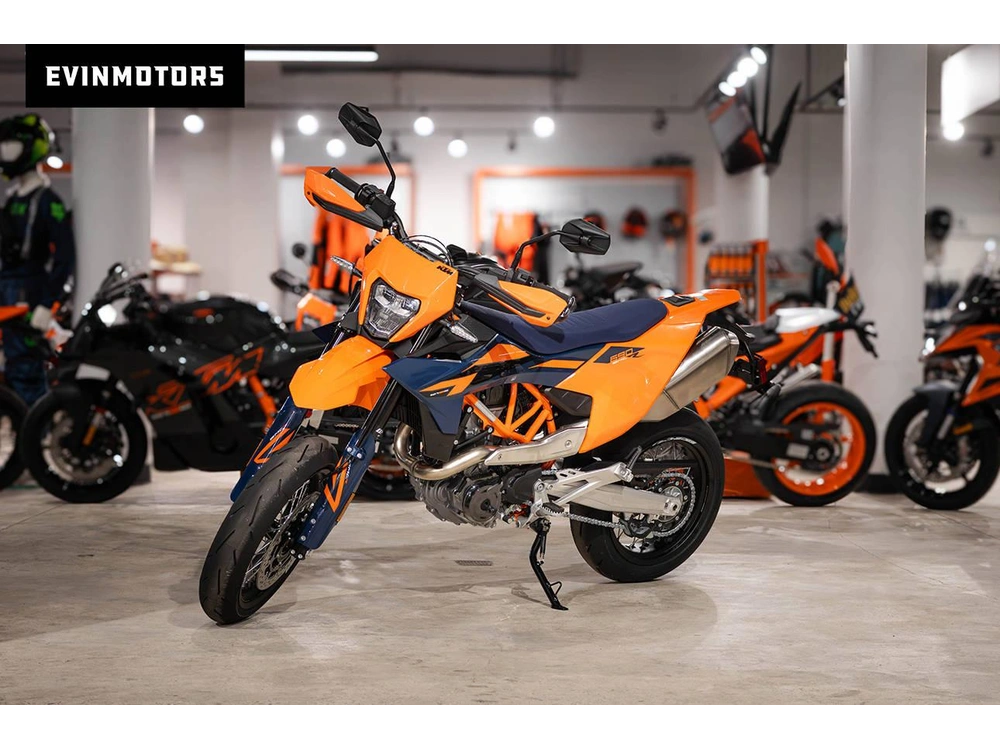 2026 Ktm 690 Smc R