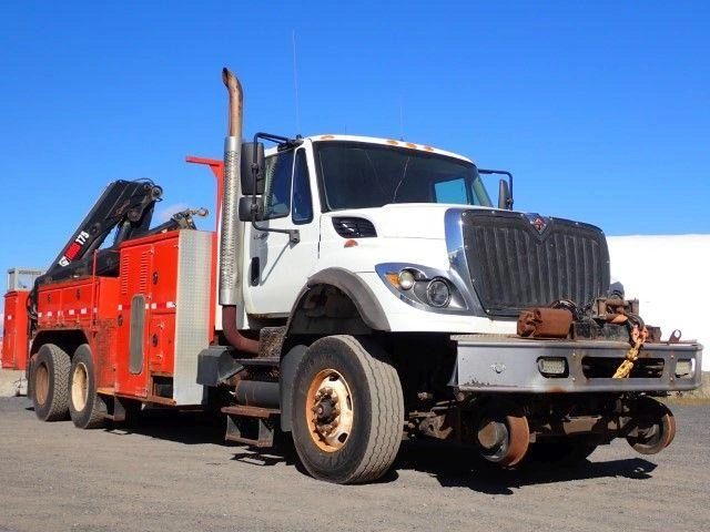International 7600 2010
