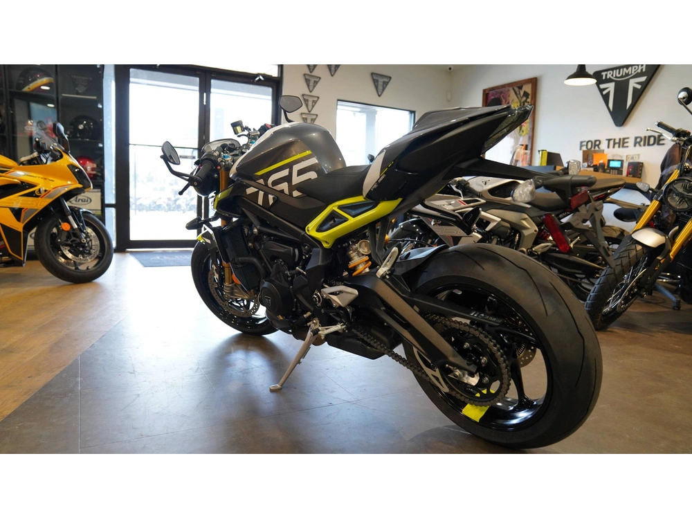 2026 Triumph Street Triple Moto2 Edition Rx alt