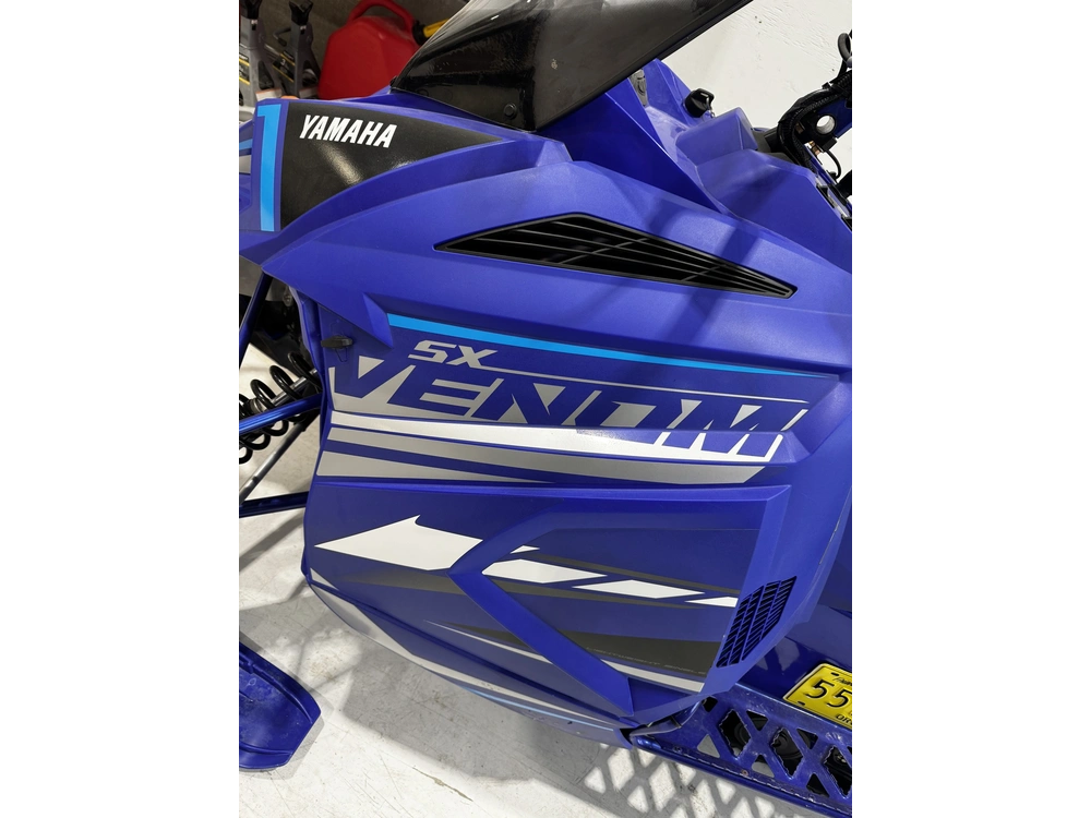2021 Yamaha Sx Venom 400 alt
