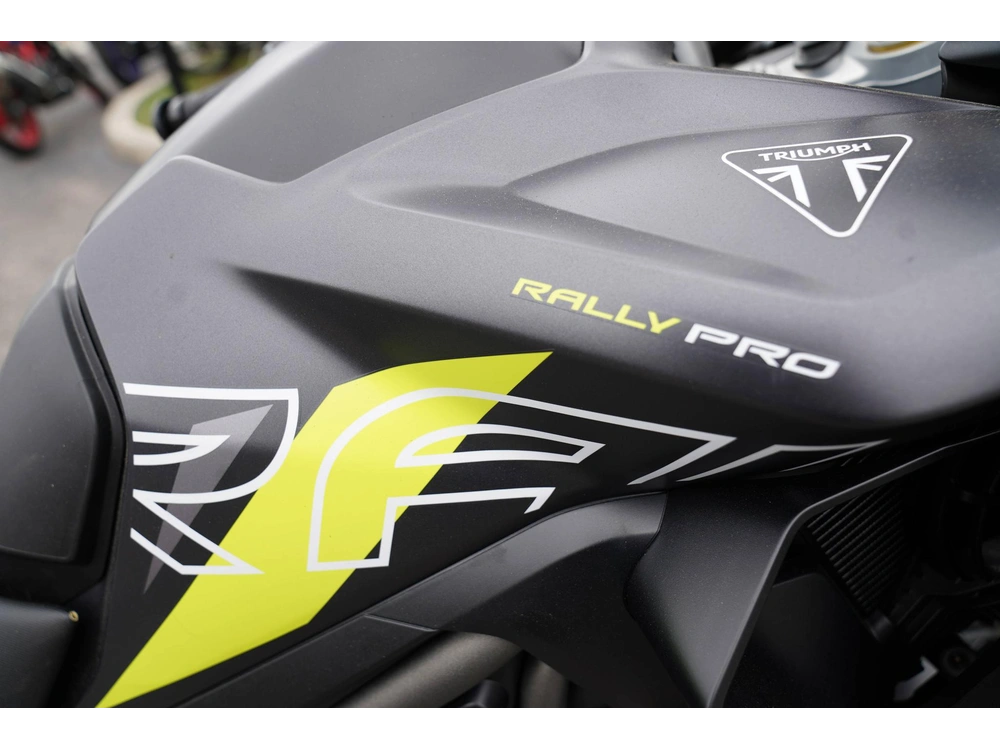 2026 Triumph Tiger 1200 Desert Edition alt