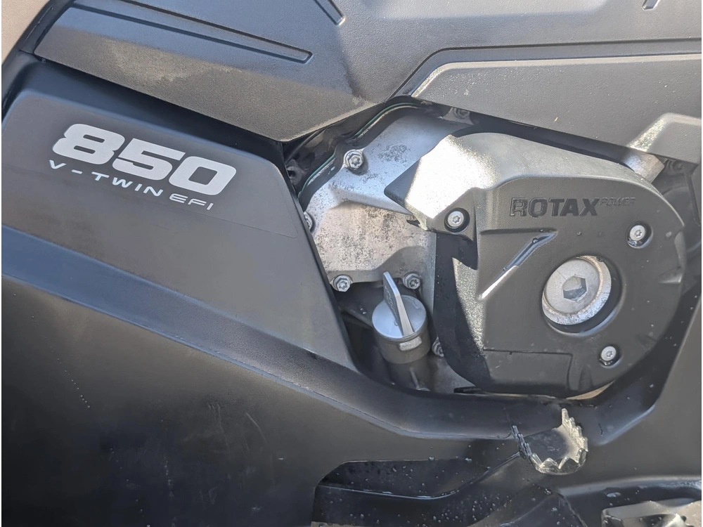 2023 Brp Outlander Max Xt 850 alt