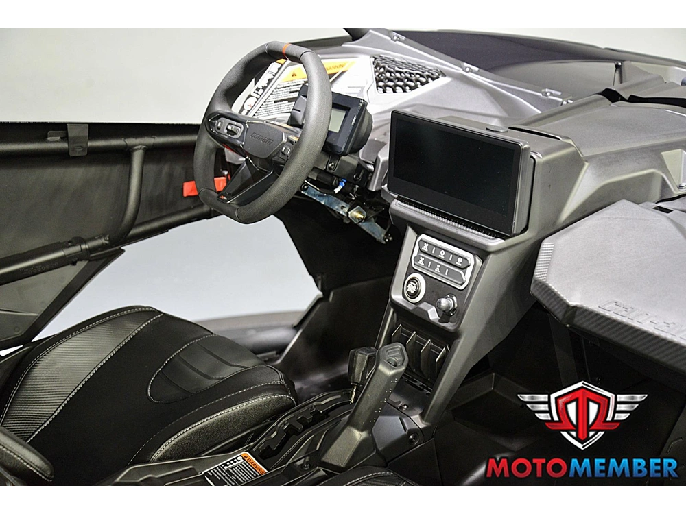 2026 Can-am Maverick X3 X Rs Turbo Rr Triple Black_10.25 In Infotainment