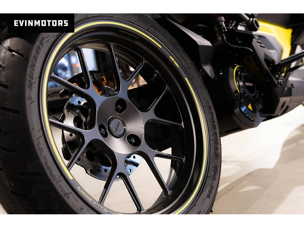 2025 Can-am Pulse® 73