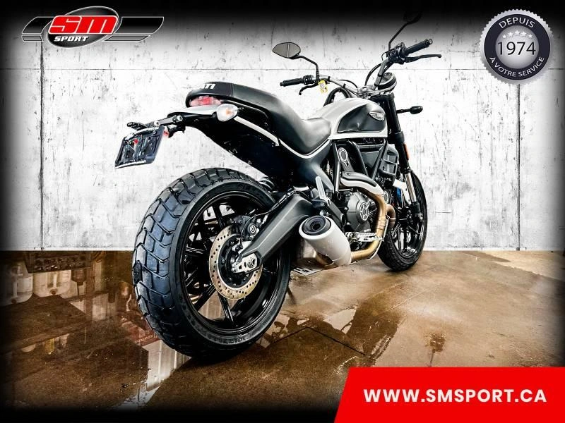 2017 Ducati Scrambler Icon alt