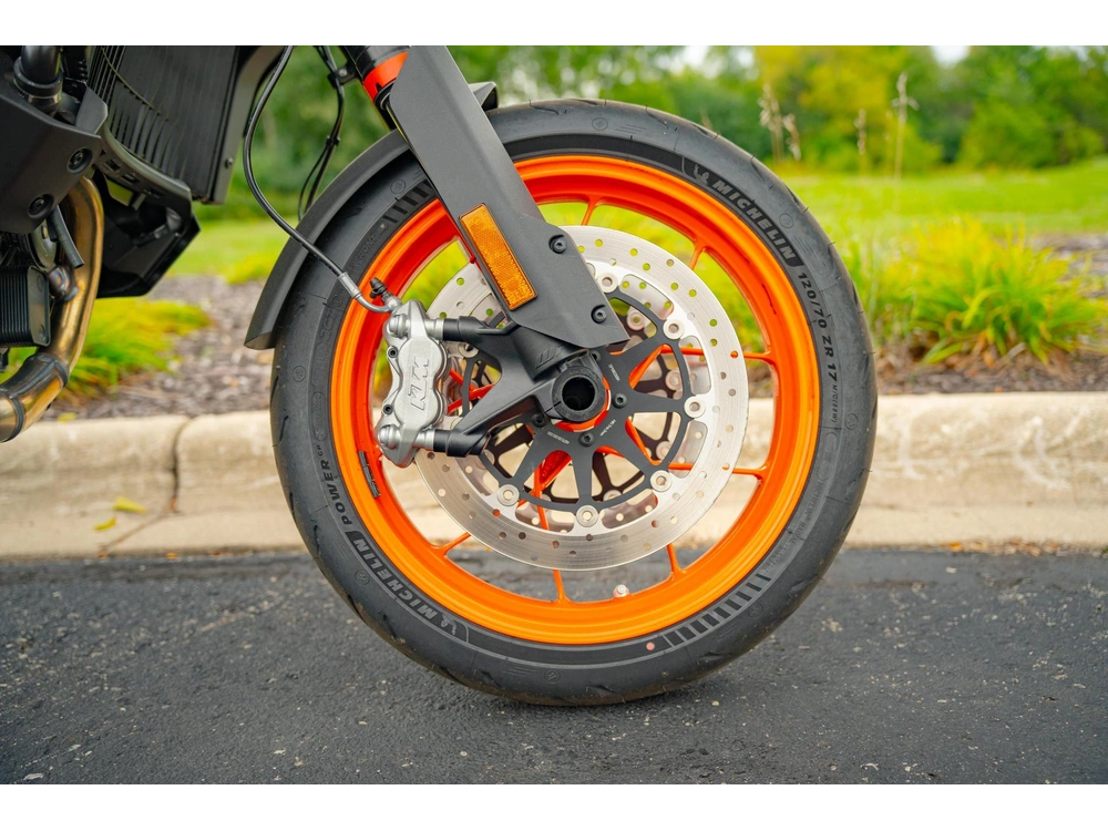 2024 Ktm 890 Smt alt