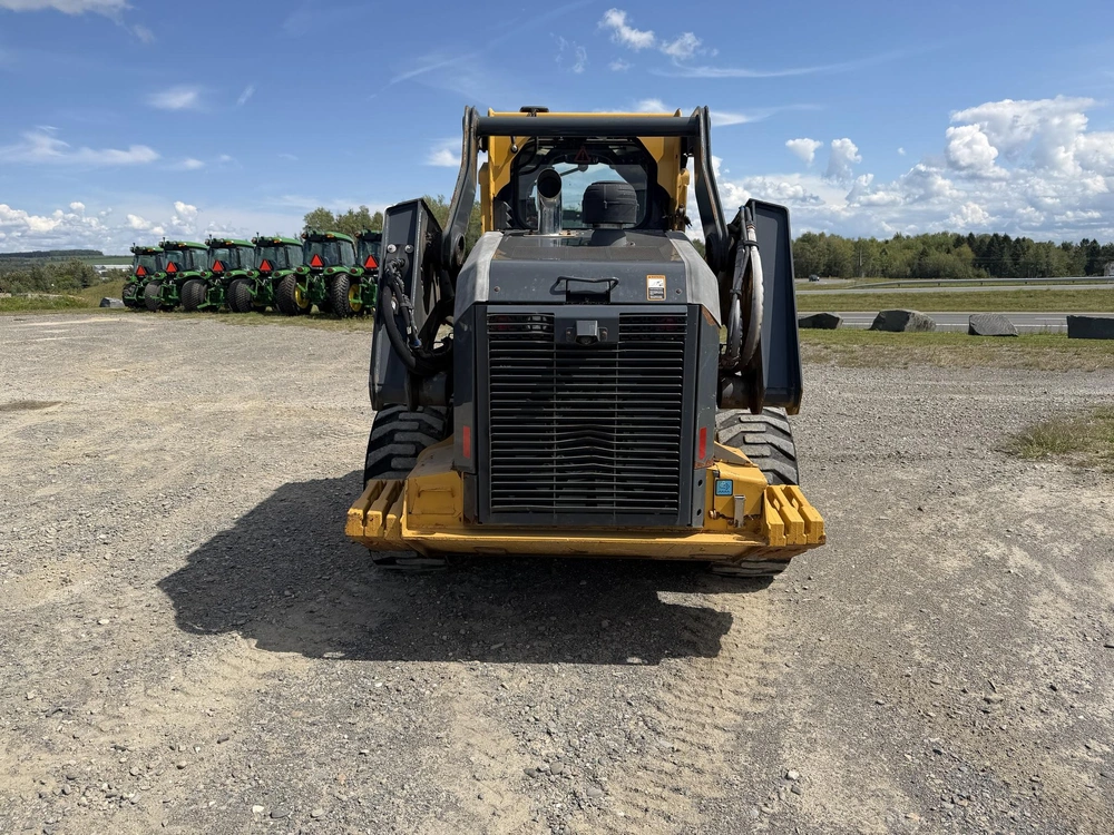 John Deere 332g 2021 alt