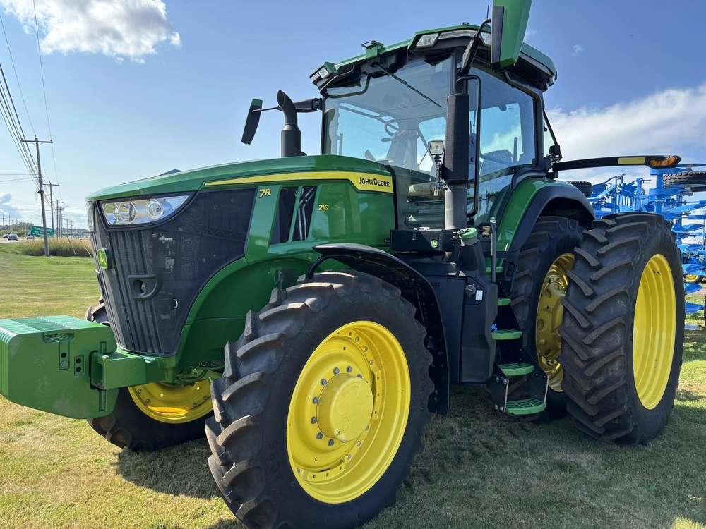 2023 John Deere 7r 210
