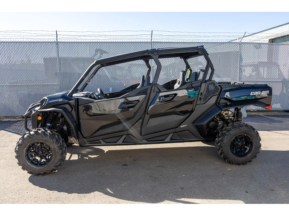 2026 Can-am Commander Max Xt 700 6kth alt