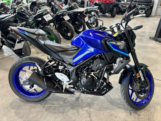 2023 Yamaha Mt-03 Mt03 Mt 03 Moins De 399cc Impeccable alt