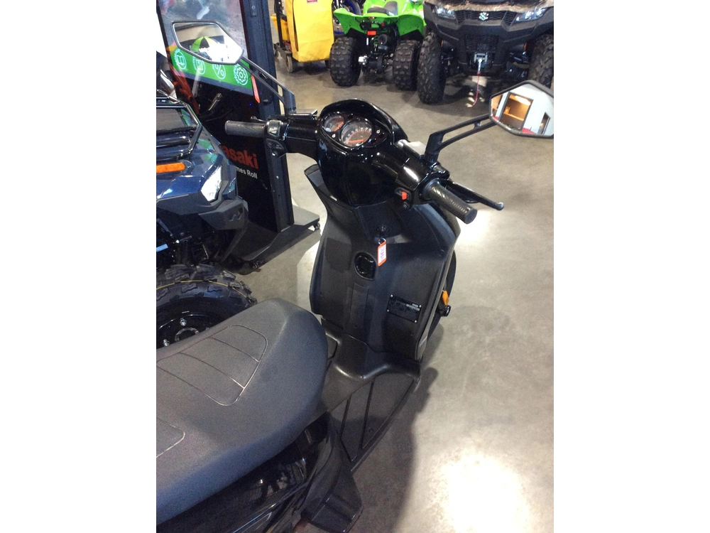 Piaggio Typhoon 49cc 2023 alt