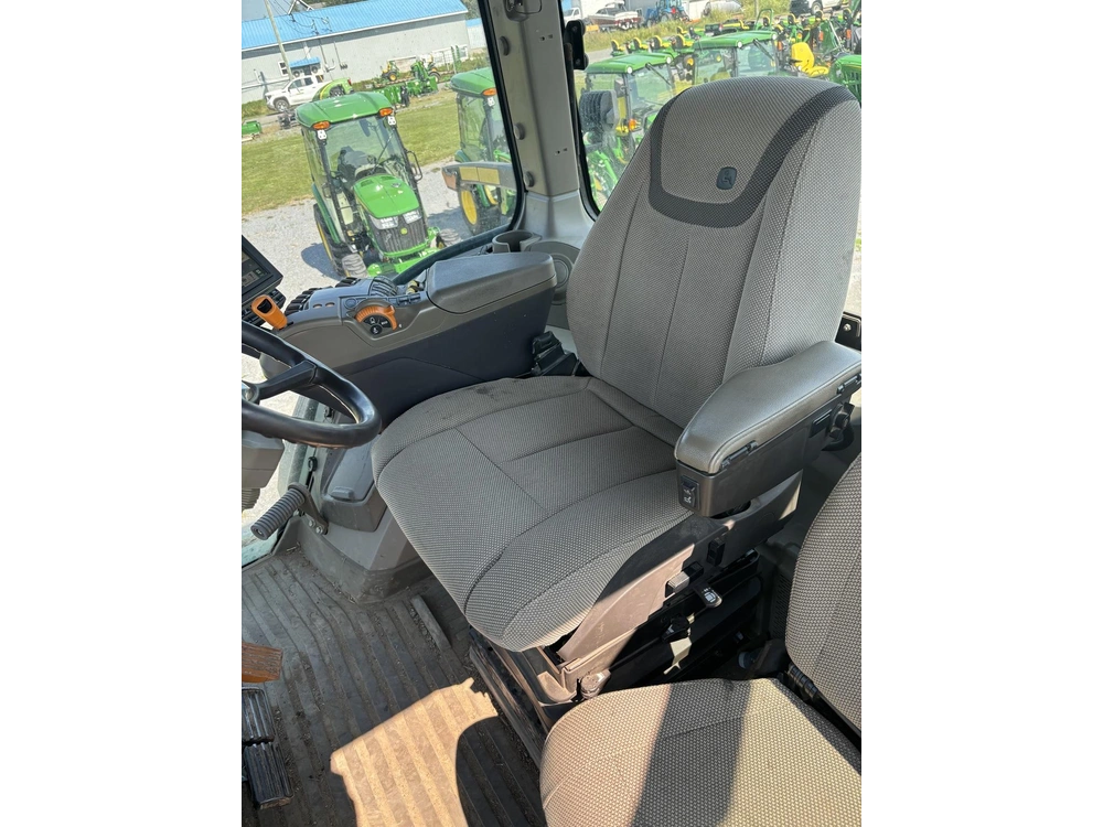 2021 John Deere 7r 250 alt